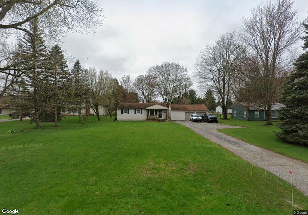 8481 N Mckinley Rd, Flushing, MI 48433 - photo 1