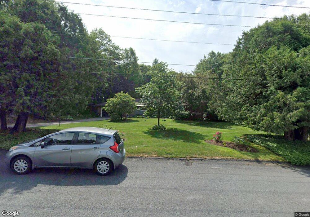 7 Country Club Ln, Turners Falls, MA 01376 - photo 1