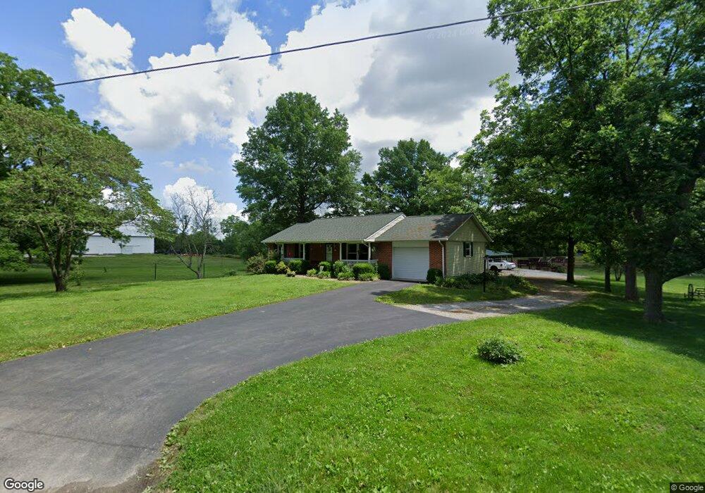 945 Old Fayetteville Rd, Freeburg, IL 62243 - photo 1