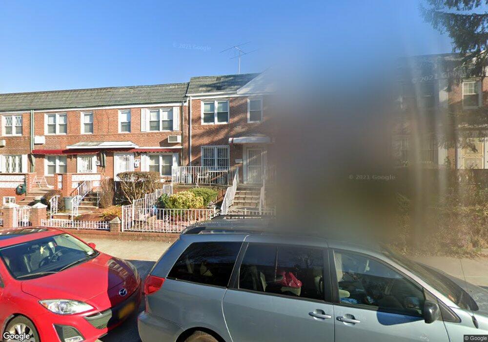 6919 175th St, Fresh Meadows, NY 11365 - photo 1