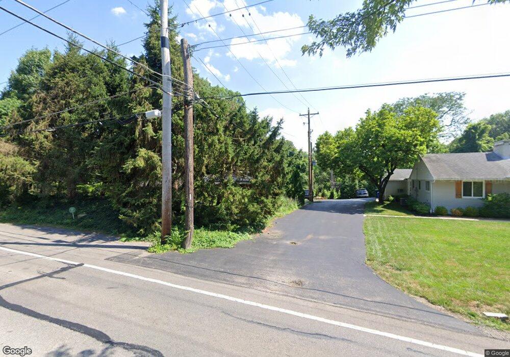 267 E Cooke Rd, Columbus, OH 43214 - photo 1