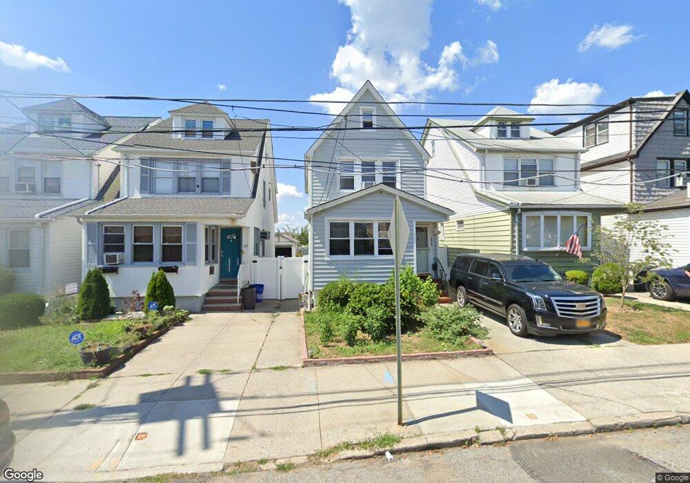 20-34 147th St, Whitestone, NY 11357 - photo 1