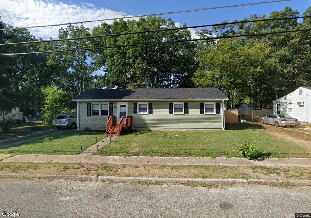 605 Berkeley Dr, Browns Mills, NJ 08015 - photo 1