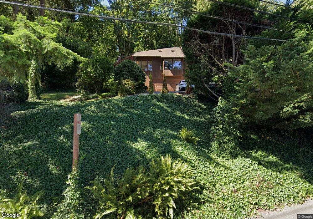 5451 E Mercer Way, Mercer Island, WA 98040 - photo 1