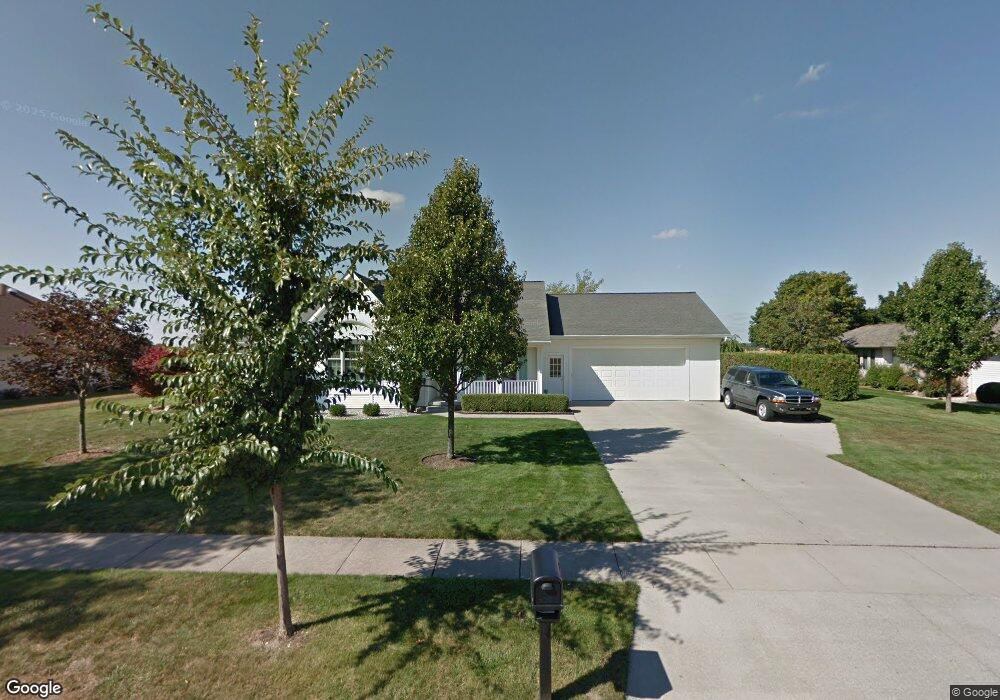 410 Frank Rd, Frankenmuth, MI 48734 - photo 1