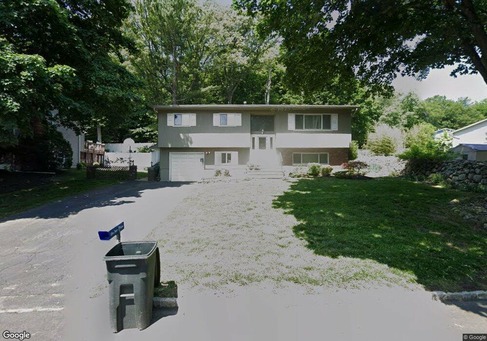 42 S Lilburn Dr, Garnerville, NY 10923 - photo 1