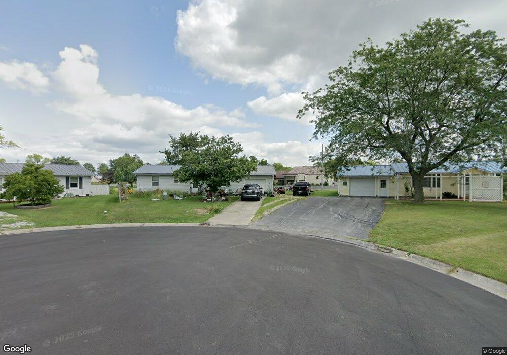 651 E Franklin St, Berne, IN 46711 - photo 1