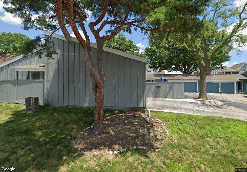 8133 Halsey St, Lenexa, KS 66215 - photo 1