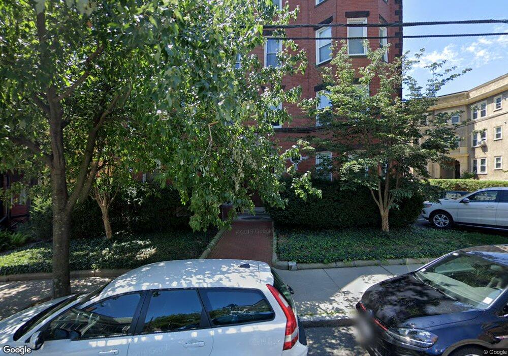 18 Centre St unit 206, Cambridge, MA 02139 - photo 1