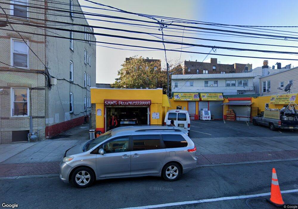 921 22nd St, Union City, NJ 07087 - photo 1