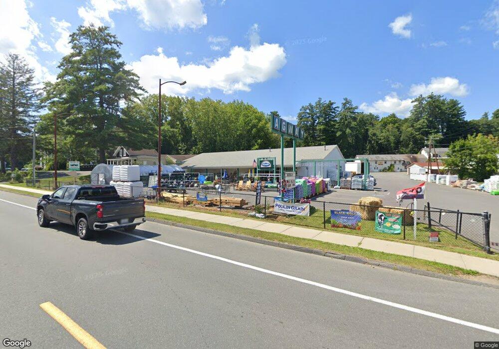 30 Maple Ave, Great Barrington, MA 01230 - photo 1