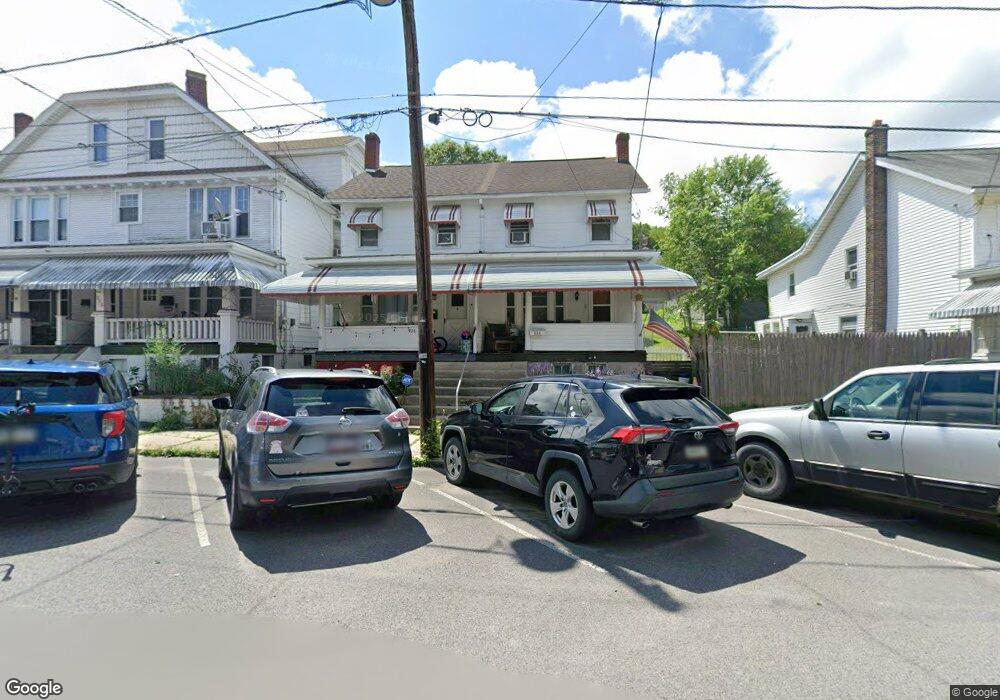 226 E Bertsch St, Lansford, PA 18232 - photo 1