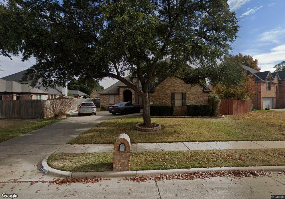 437 Shade Tree Cir, Hurst, TX 76054 - photo 1