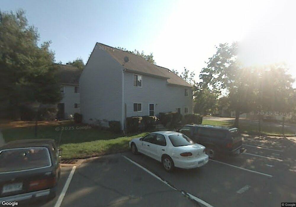 4 Larkspur Dr, Cromwell, CT 06416 - photo 1