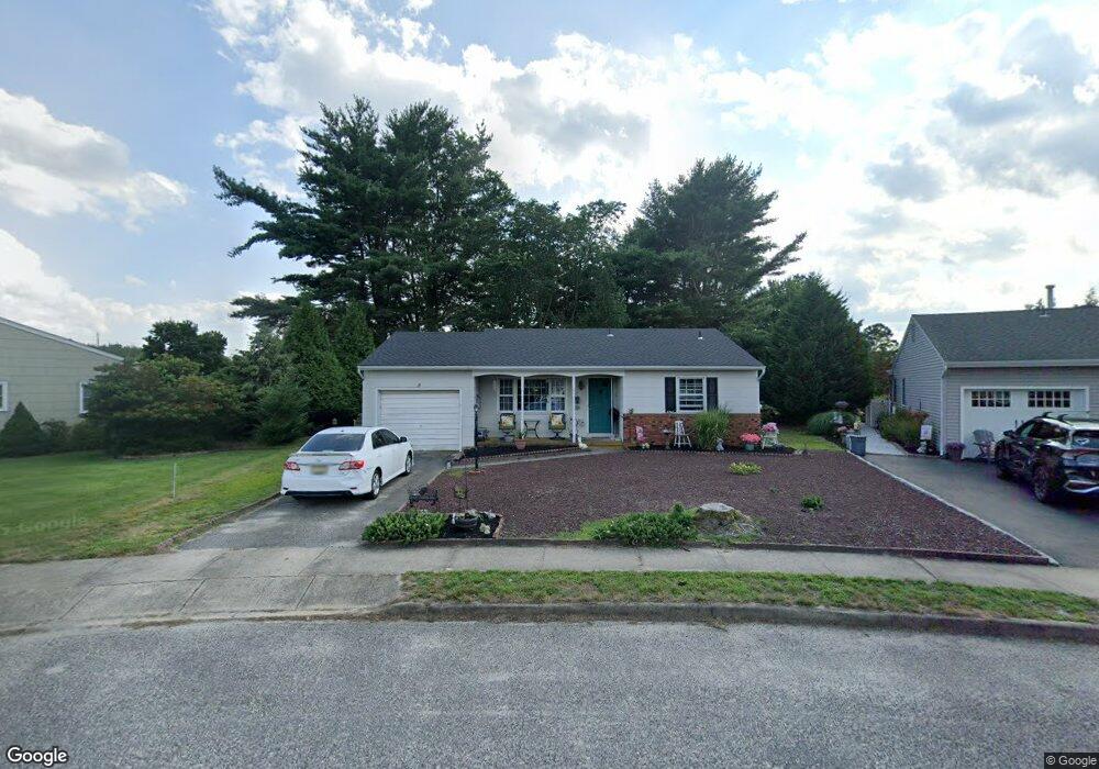 23 Bedford Ct, Toms River, NJ 08757 - photo 1