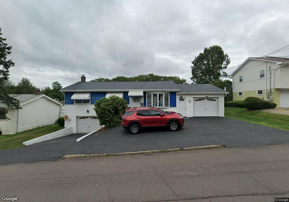 995 Carson St, Hazleton, PA 18201 - photo 1