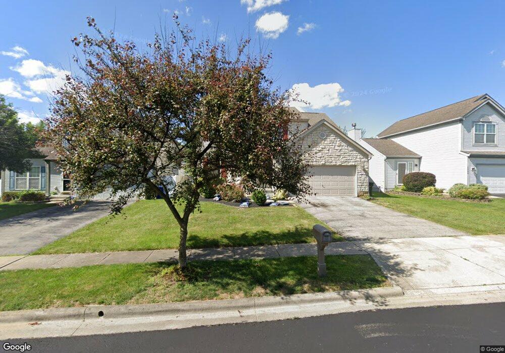 5586 Templar St, Columbus, OH 43232 - photo 1