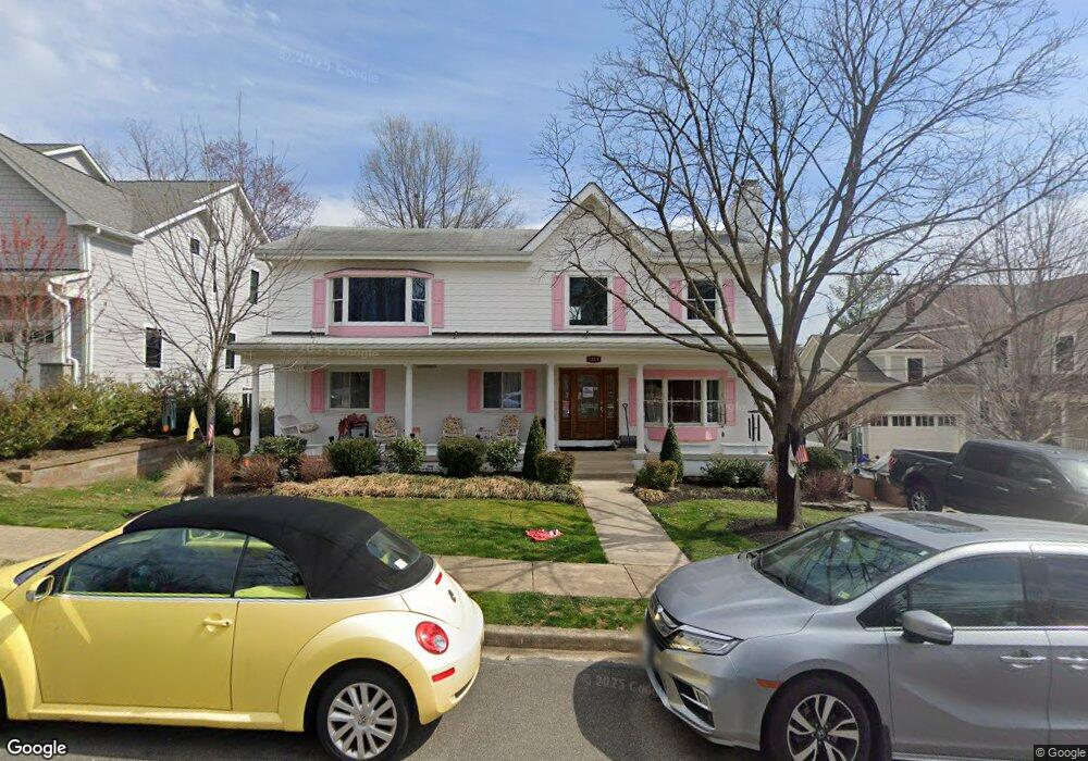 3319 N Kensington St, Arlington, VA 22207 - photo 1