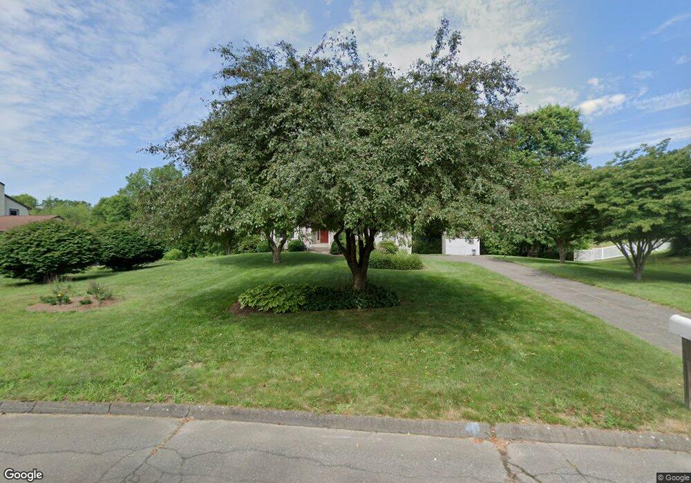 10 Lynn Cir, Bloomfield, CT 06002 - photo 1