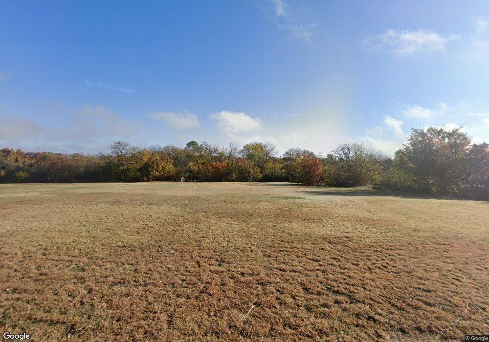 912 Barbara Ann Dr, Hurst, TX 76053 - photo 1