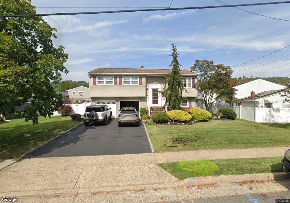89 Louis Ave, Middlesex, NJ 08846 - photo 1