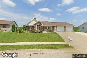 644 Crown Line Dr, Epworth, IA 52045