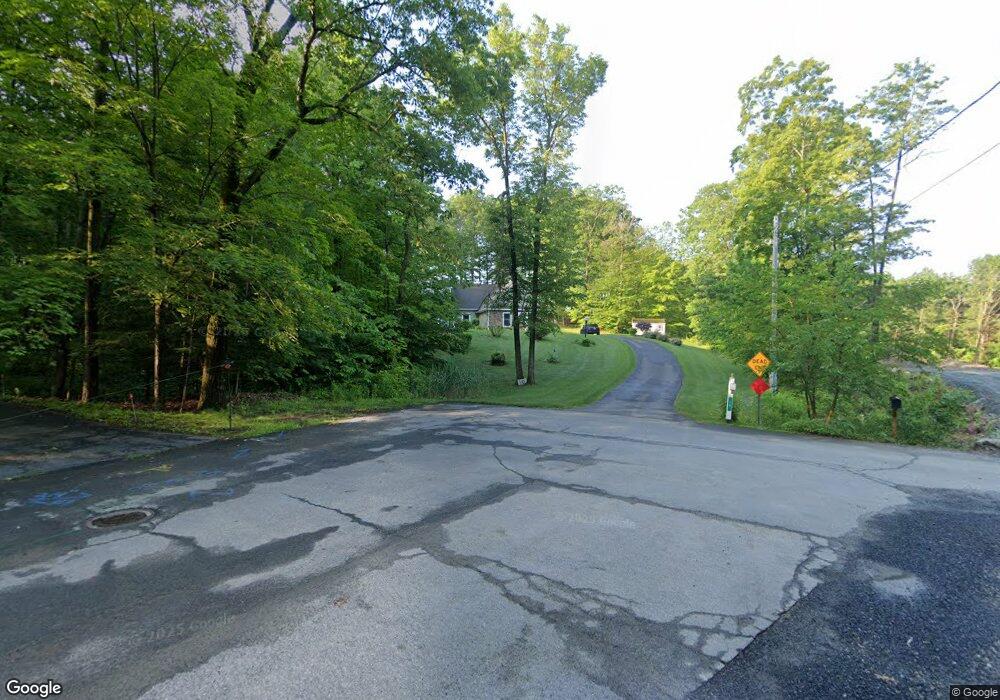 10 Walnut Ln W, Schenectady, NY 12309 - photo 1