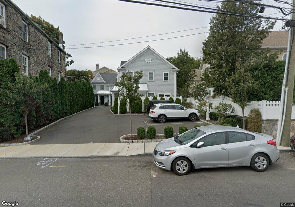 301 Davis Ave, Greenwich, CT 06830 - photo 1
