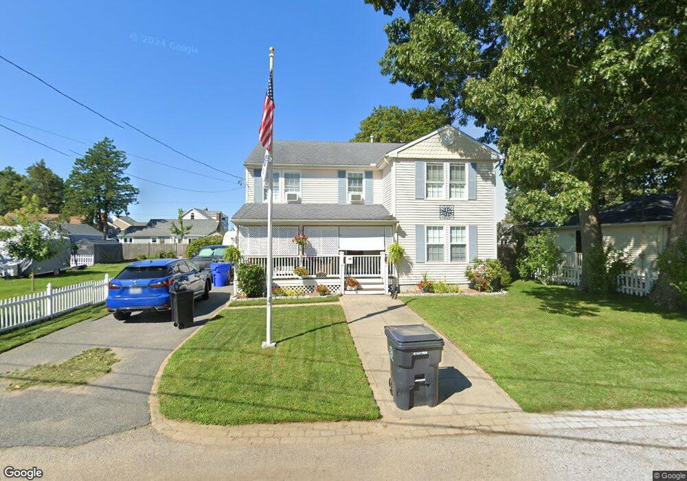 1135 Bullocks Point Ave, Riverside, RI 02915 - photo 1