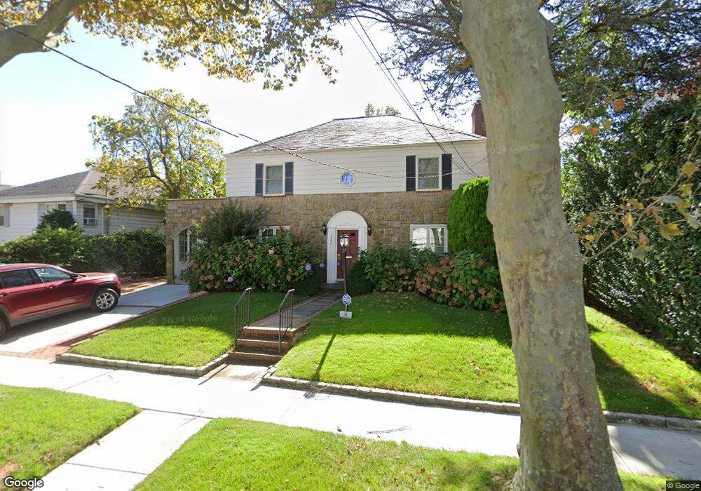 1569 Bay Blvd, Atlantic Beach, NY 11509 - photo 1