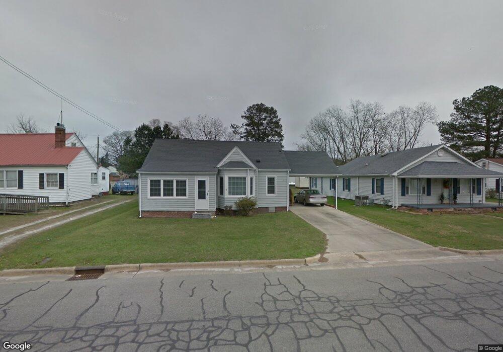 110 N McCaskey Rd, Williamston, NC 27892 - photo 1