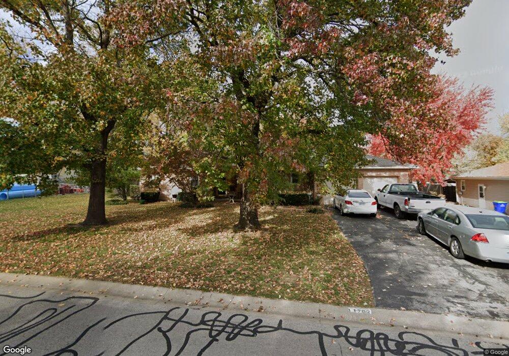 11702 W 49th Terrace, Shawnee, KS 66203 - photo 1