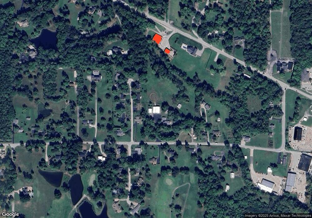 3910 E Luther Rd, Floyds Knobs, IN 47119 - photo 1