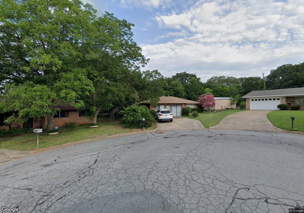 909 Seymore Cir, Denison, TX 75020 - photo 1