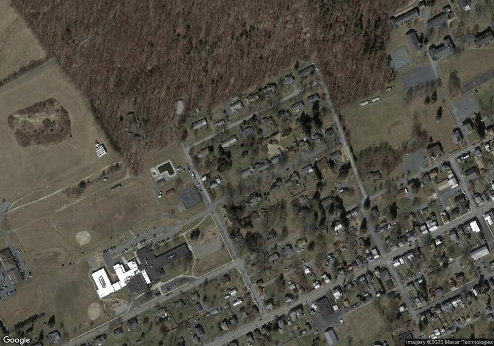 216 Maple Ln, New Bloomfield, PA 17068 - photo 1