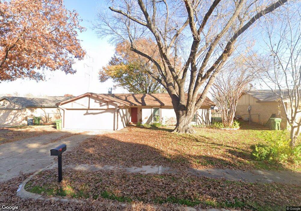 2924 Highgate Ln, Bedford, TX 76021 - photo 1