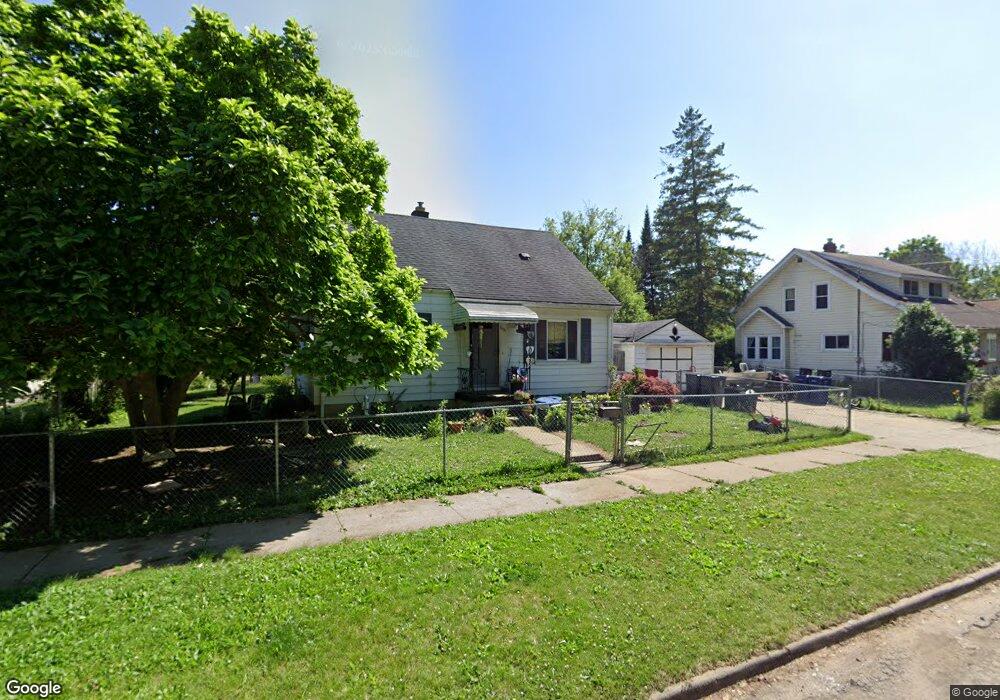 901 Huron St, Flint, MI 48507 - photo 1