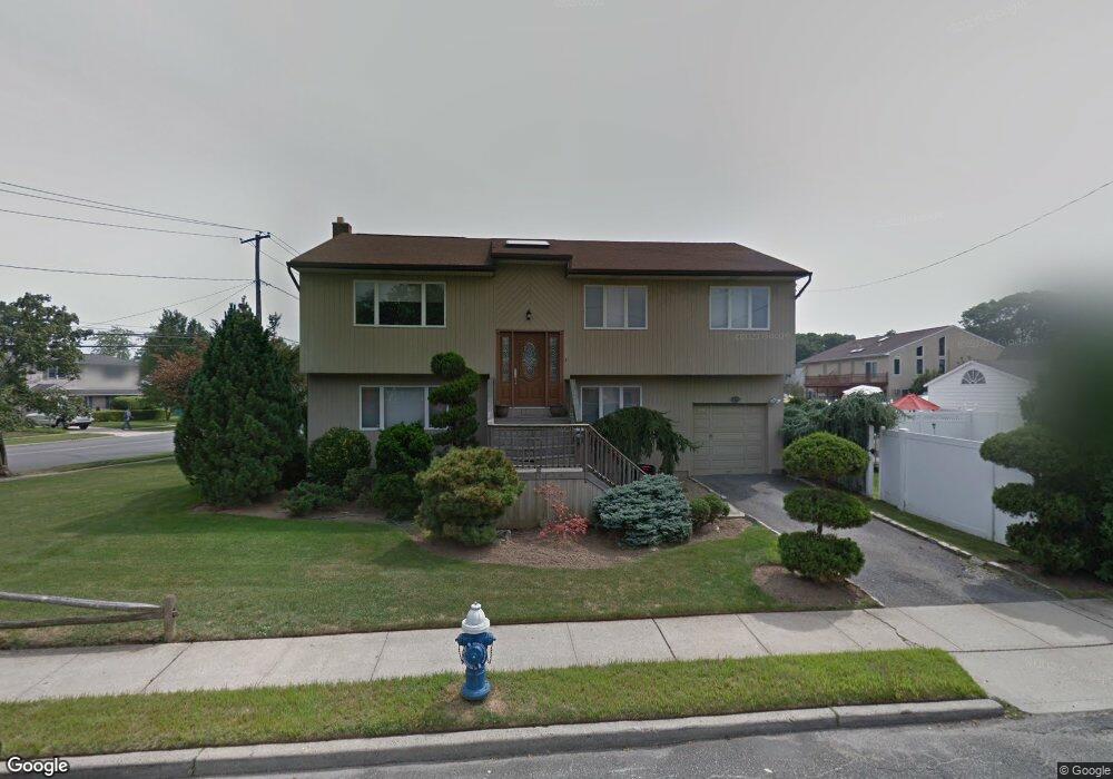 434 Oceanside Pkwy, Oceanside, NY 11572 - photo 1