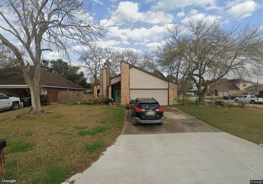 3895 Jasmine Dr, Alvin, TX 77511 - photo 1