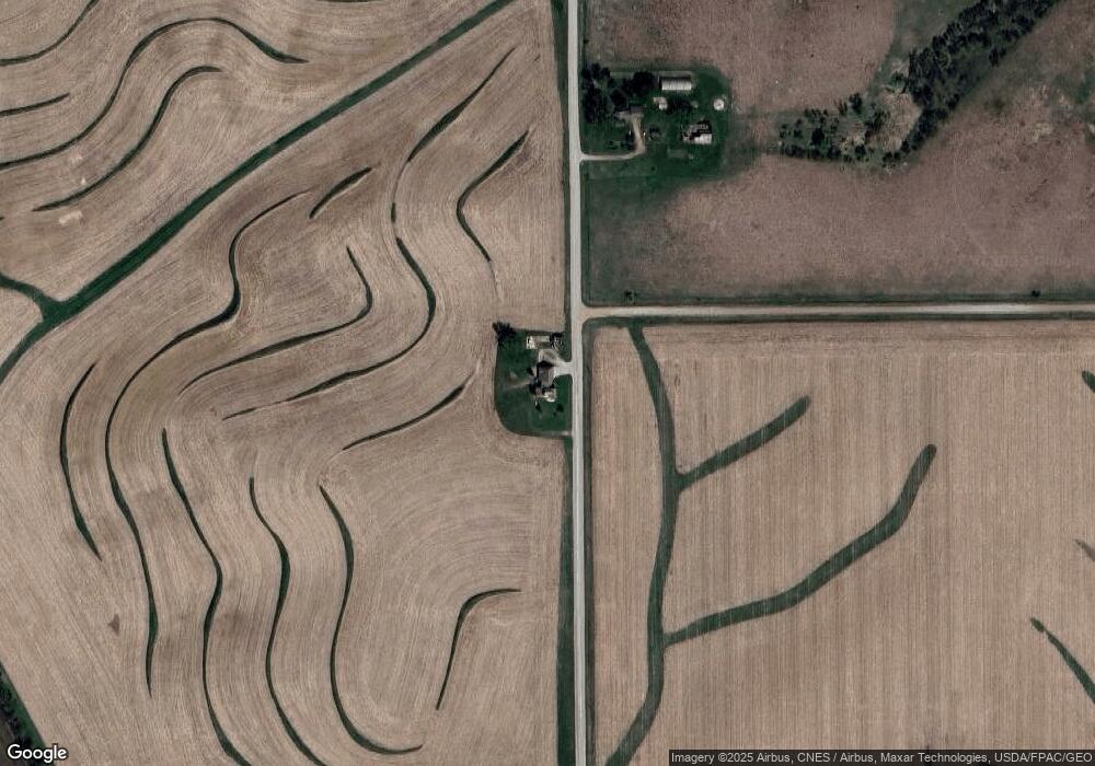 5233 E 84th St S, Newton, IA 50208 - photo 1