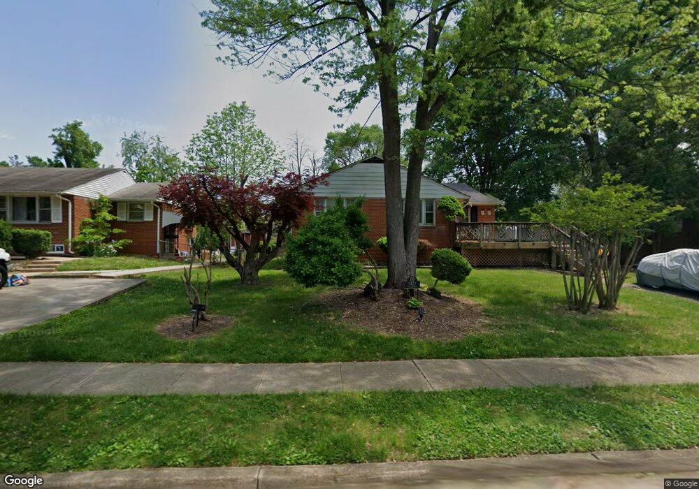 7427 Convair Dr, Alexandria, VA 22306 - photo 1