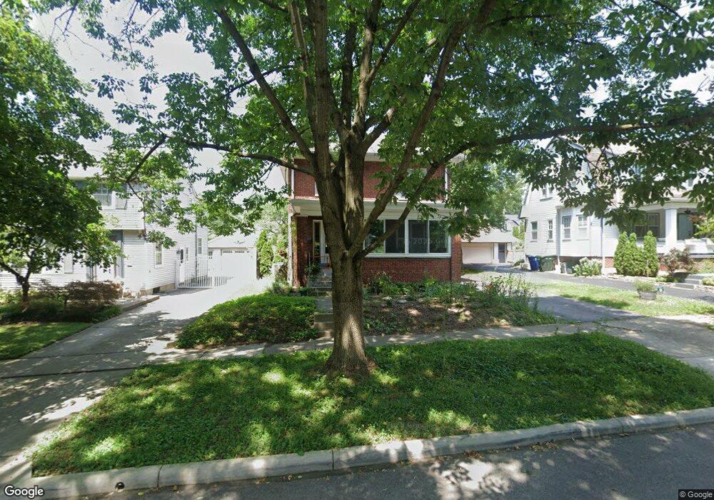 36 Glencoe Rd, Columbus, OH 43214 - photo 1