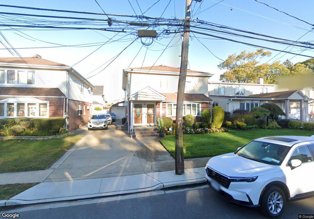 11 Miriam St unit 2nd Fl, Valley Stream, NY 11581 - photo 1