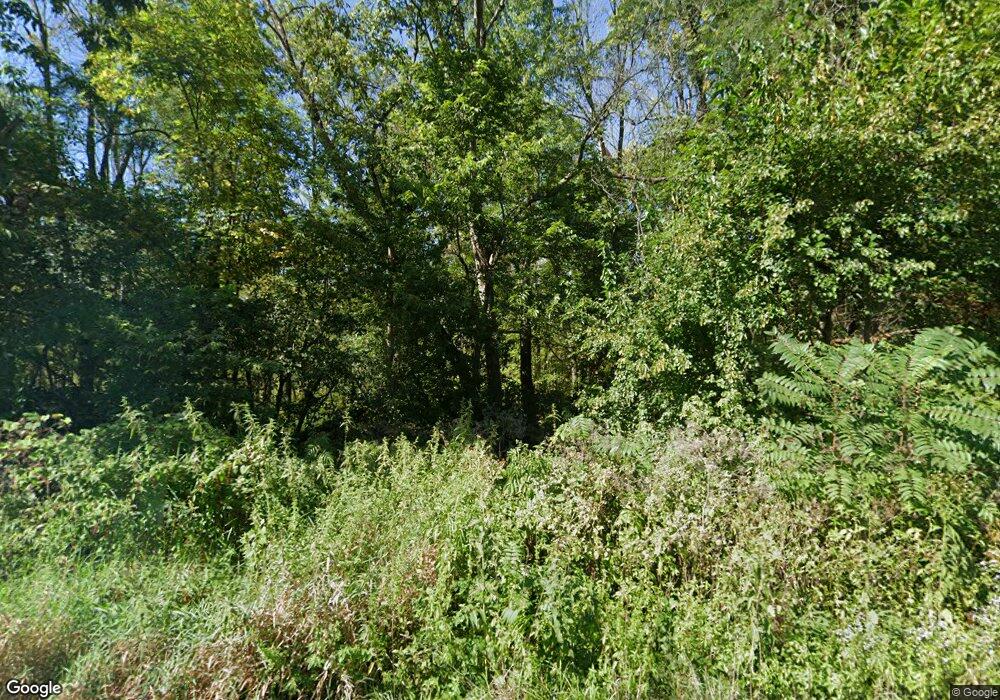 318 S River Rd, Covington, IN 47932 - photo 1