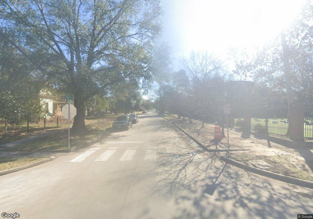 300 E 9th St, Houston, TX 77007 - photo 1