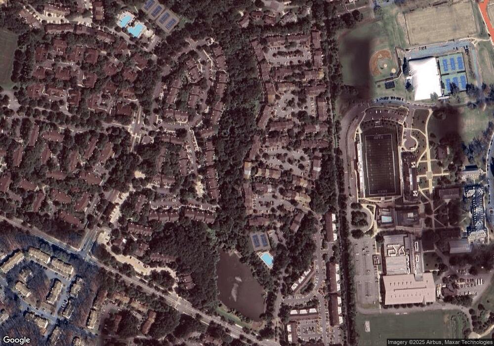 10762 Brewer House Rd, Rockville, MD 20852 - photo 1