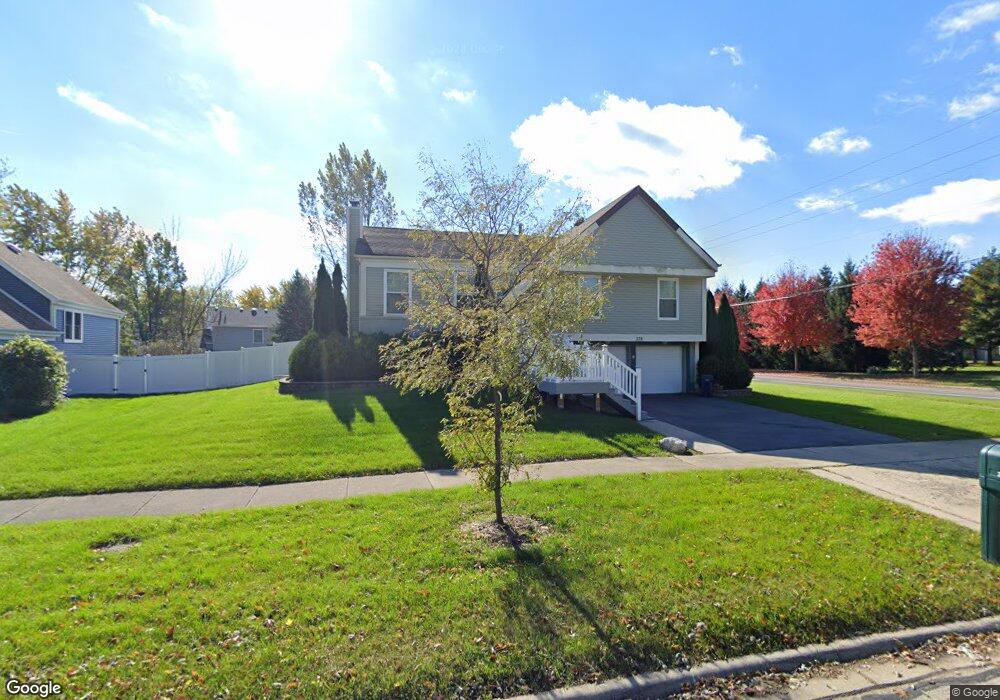 376 Cedarbrook Rd, Naperville, IL 60565 - photo 1