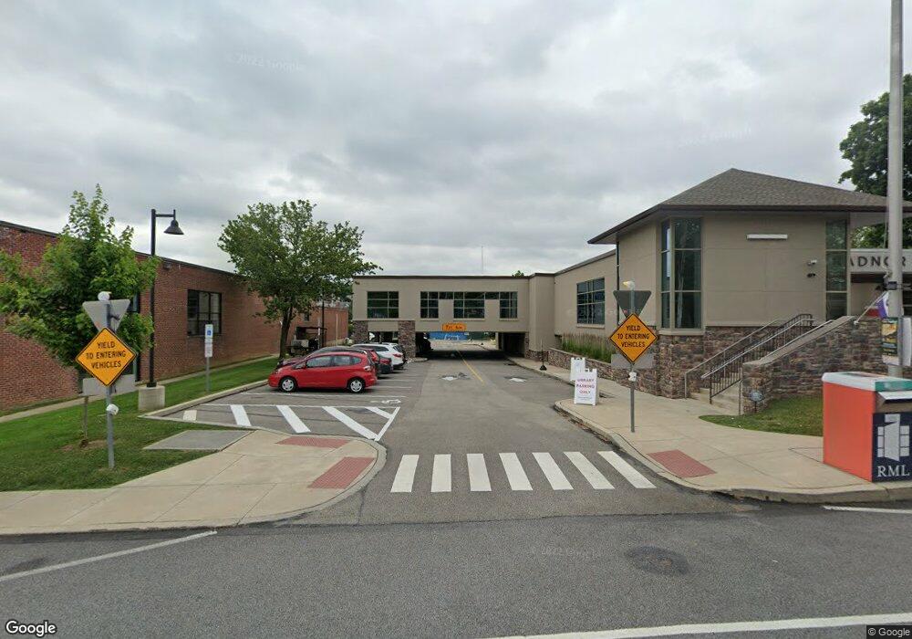 112 W Wayne Ave, Wayne, PA 19087 - photo 1