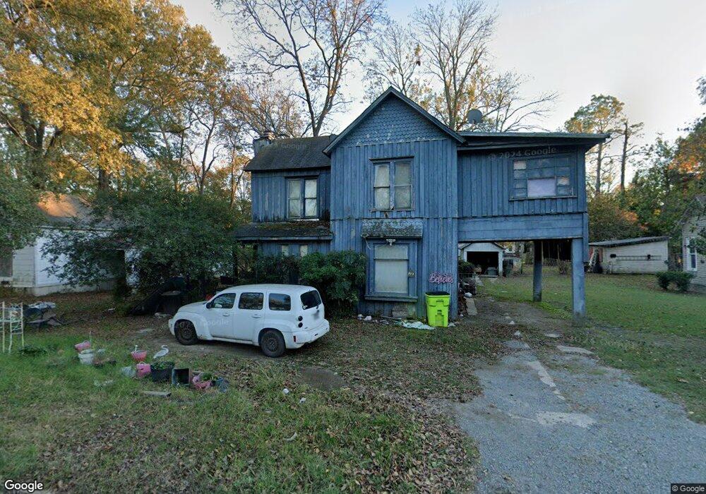 313 W 4th St, Stuttgart, AR 72160 - photo 1