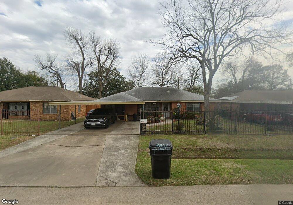 4414 Moore St, Houston, TX 77009 - photo 1